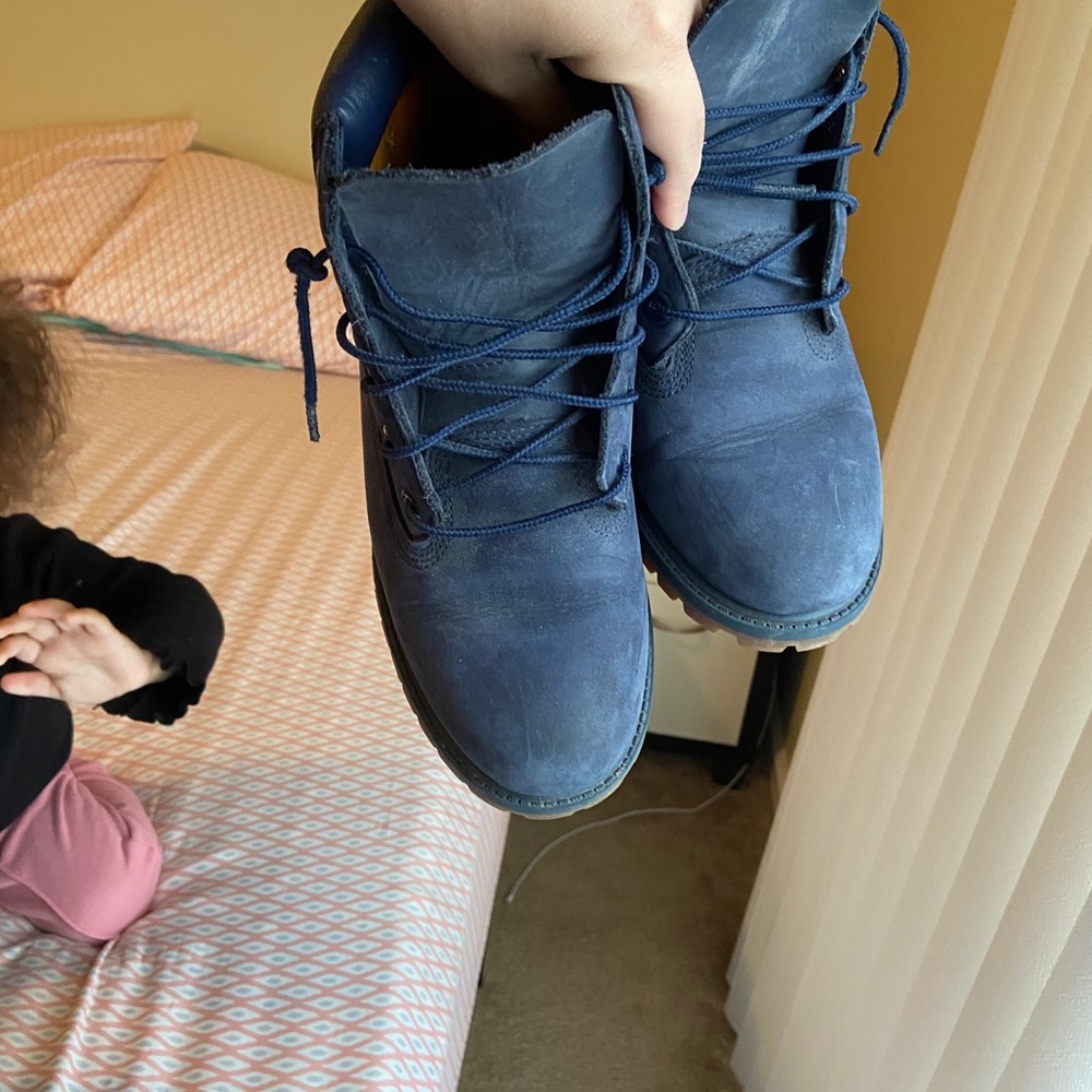 Timberlands - Picture 3 of 4